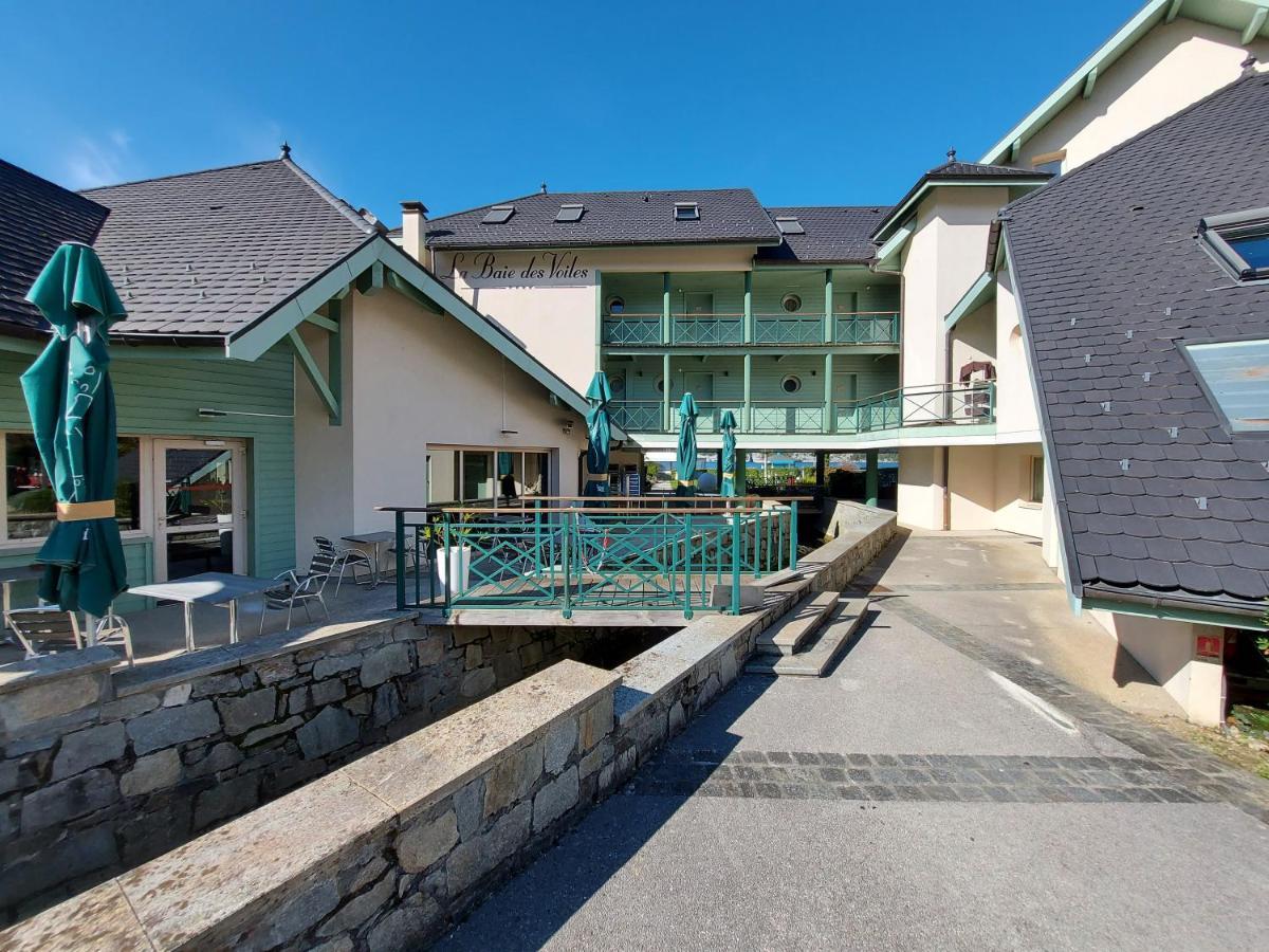 Au Bord Du Lac D'Annecy, Logement Type Loft, Dans Residence Avec Plage Et Ponton Privee Duingt Exterior foto